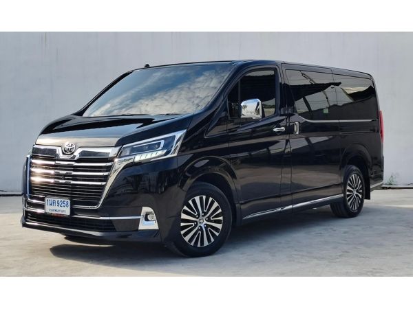 Toyota Majesty 2.8 Premiumปี 2020 สีดำ ไมล์ 8,xxx km